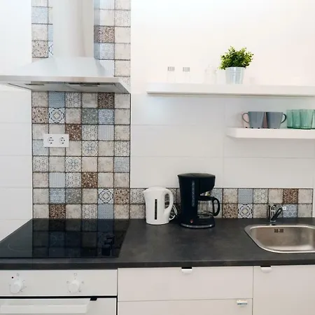 Lillybeth City Center Apartment
