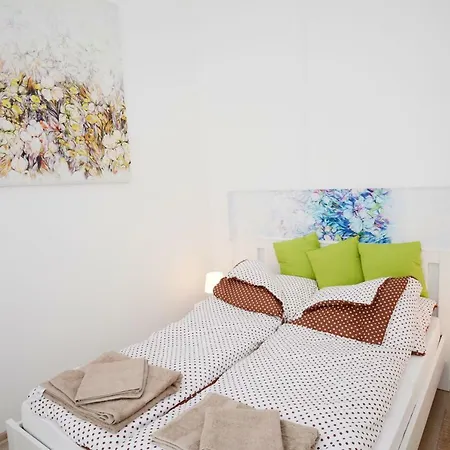 Lillybeth City Center Apartment *