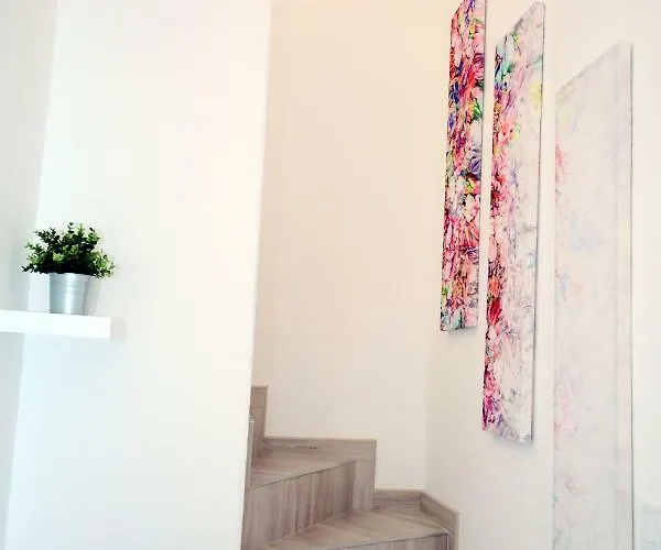 Lillybeth City Center شقة